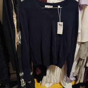 Vince Blue Sweater NWT